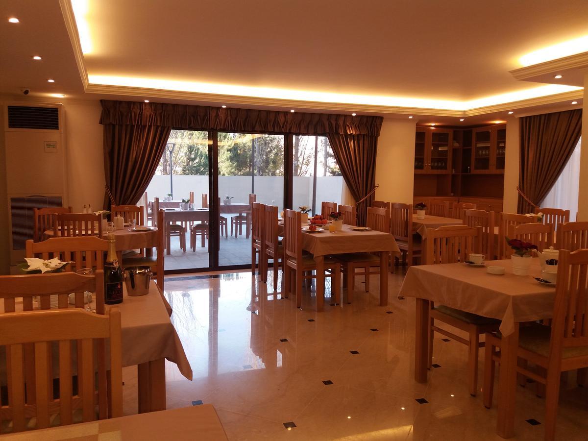 Green Lake Hotel - Jezzîne Zewnętrze zdjęcie